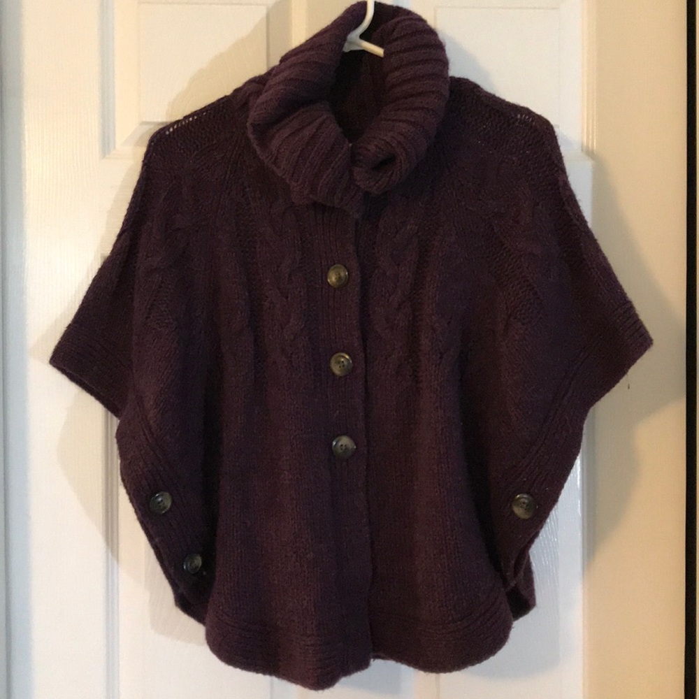 Adorable cable knit poncho